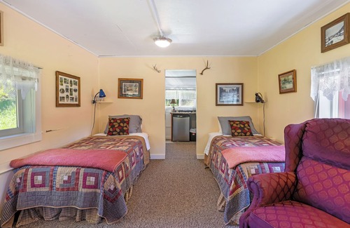 Clinton Cabin | Quigley Bunkhouse - a simple cabin with a million dollar view!