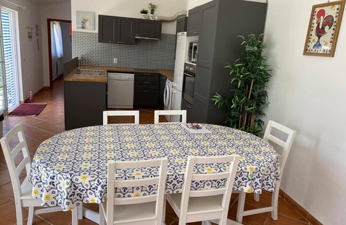 Alcobaca House | Quinta do Caracol- Fully equipped. Ideal for relaxation and fun.