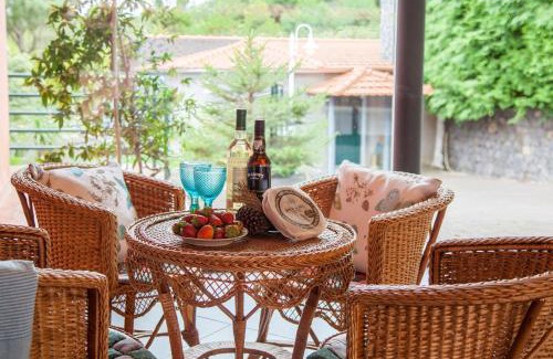 Santa Cruz House | Quinta do Santo by LovelyStay