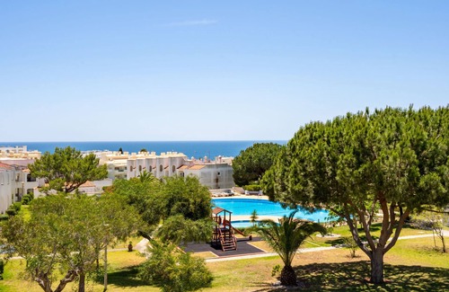 Alporchinhos Apartment | Quinta do Torrejão by Interhome