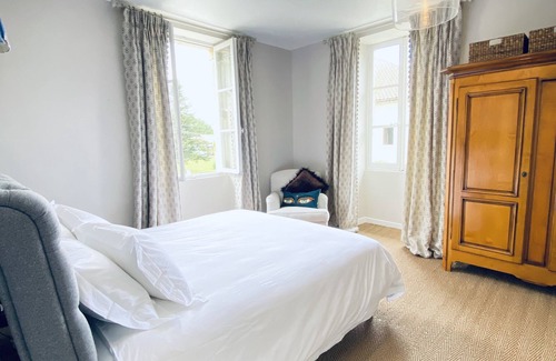 Saint-Jean-de-Marsacq House | Quintessential country living in a French manor house. Private pool, wi-fi.