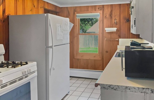 Bass River Cottage | Quintessential Cape Cottage Near the Beach