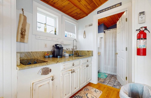 West Yarmouth Apartment | Quintessential coastal studio with beach access, BBQ area, patio, & water views