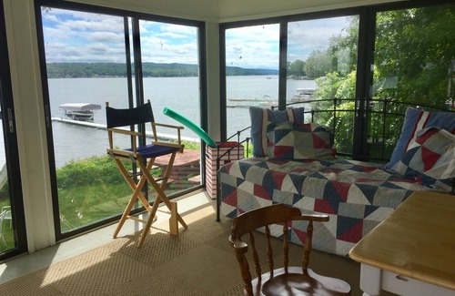 Geneseo Cottage | QUINTESSENTIAL FINGER LAKES COTTAGE! CHARM ABOUNDS IN THIS COZY LAKEFRONT GEM!