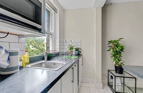 Turnham Green Apartment | Quirky 1bd flat,sleeps2,Chiswick underground station