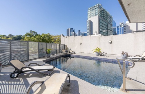 Brisbane Central Business District Apartment | Quirky CBD 1-Bed with Pool, Sauna and Balcony