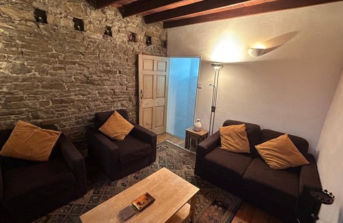 Hawes Cottage | Quirky Cottage in The Heart Of The Yorkshire Dales. Great reviews. Book early