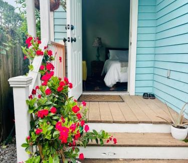 Seventh Ward Apartment | Quirky Home in The Birthplace of Jazz