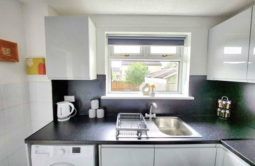 Newton Mearns House | Quirky Home Quiet Neighbourhood