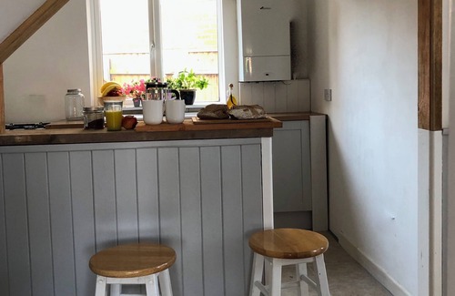 New Forest District Cottage | Quirky house in heart of Lymington