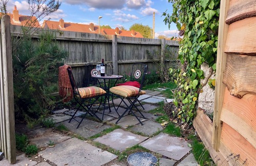 New Forest District Cottage | Quirky house in heart of Lymington