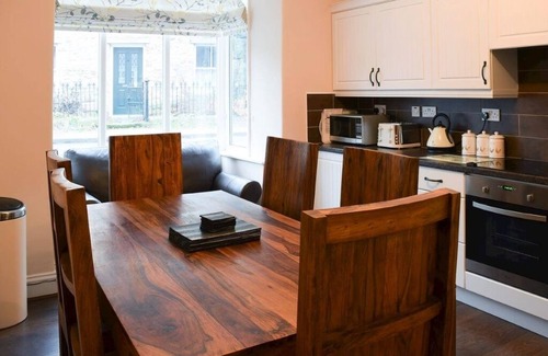 Leyburn House | Quirky Self Catering Accomodation in West Burton
