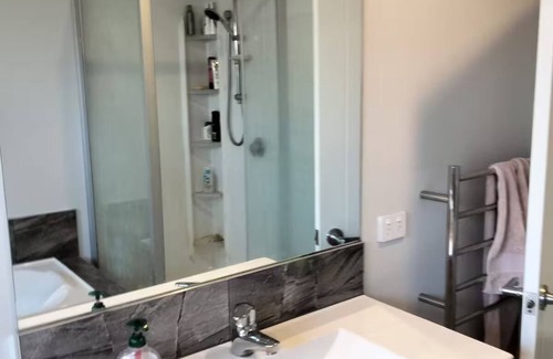 Halswell House | Quite and Cozy Double Bedroom