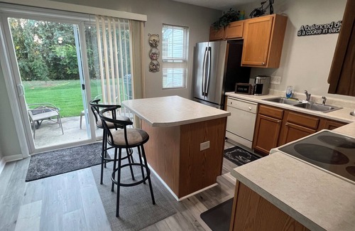 Brown Road House | Quite townhome near everything