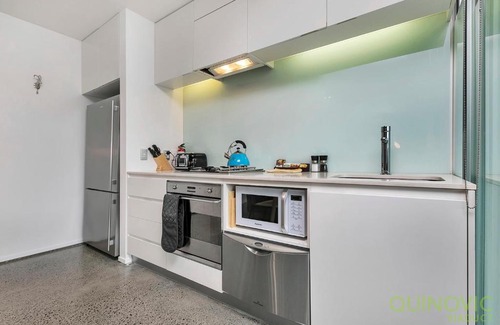 Freemans Bay Apartment | QV City Fringe with Carpark (890)