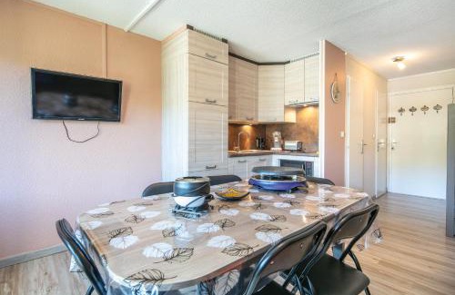 Chamrousse Apartment | Régliss - Pour 6p station ski accessible à pied