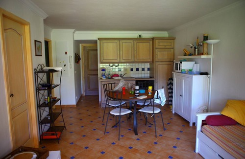 Cavalaire-sur-Mer Apartment | Rés. Les Lavandiers - Appart 2 Chb Avec Jardin