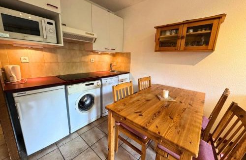Saint-Martin-de-Belleville Apartment | Résidence Gentianes.smb - 2 pièces 4 pers. en face du télécabine de St Martin de Belleville MAE-3964