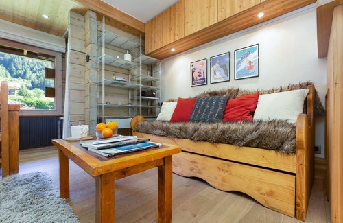 Chamonix-Mont-Blanc Apartment | Résidence Améthystes A2 ski in/ski out, Argentière (Chamonix), France