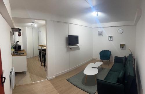 Bois-Vignolles Apartment | Résidence Borgia - Bois Vignolles, Appartement 1