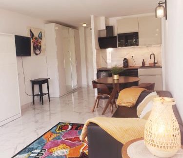 La Bocca Apartment | Résidence bord de mer, Cannes Midi, Accès direct à la plage