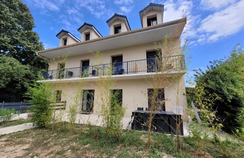 Longjumeau House | Résidence de la gare, chambre meublée