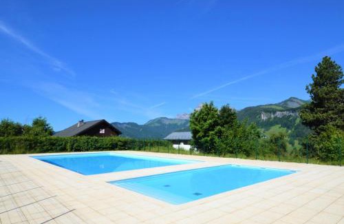 Notre-Dame-de-Bellecombe Apartment | Résidence Les Alpages - Appartement Sud avec vues montagnes, skis aux pieds MAE-2664