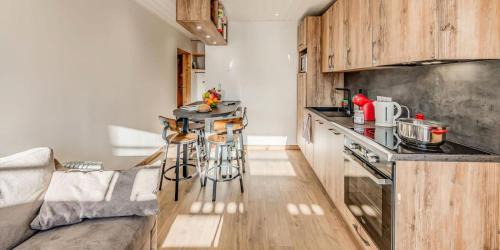 Le Lavachet Hotel | Résidence Hameaux De Toviere - Terrasse de 35m², un emplacement unique à TIGNES MAE-2591