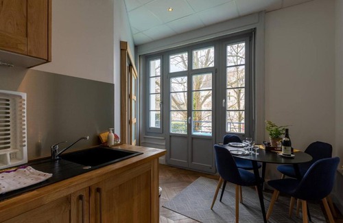 Neris-les-Bains Apartment | Résidence Harmonie Appartement N 1 Haut de gamme Avec Petit Déjeuner