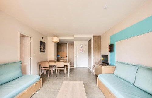 Perros-Guirec Apartment | Résidence L'Archipel - maeva Home - Appartement 3 pièces 6 personnes - Prestige MAE-6251