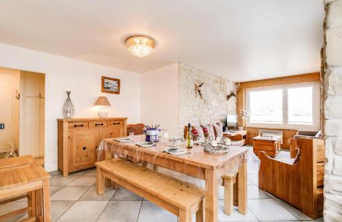 Tignes le Lac Apartment | Résidence Le Bec Rouge - Appartement de charme 3 pièces 8 personnes à Tignes au pied des pistes et proche des commerces dans le quartier du Lac. Vue impr MAE-1681