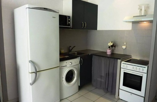 Marseillan Plage Apartment | Résidence Phocéa (res. Le) - Spacious apartment with WIFI and air conditioning
