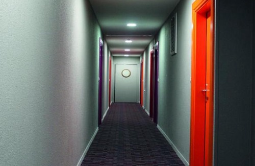 Quartier Pasteur Apartment | Résidence UXCO Omega ex Suiteasy