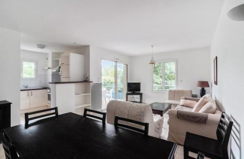 Soulac-sur-Mer Apartment | Résidence Villa Marine - maeva Home - Appartement 3 Pièces 6 Personnes - Sélection MAE-2656