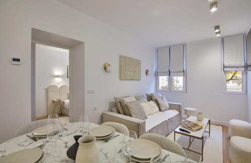 Belleville Apartment | Résidense au coeur de Paris by Studio prestige