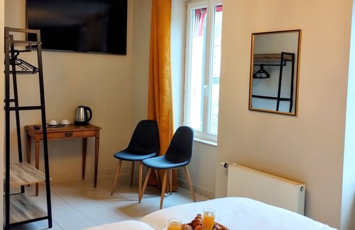 Blesle Hotel | Rêve de la Vallée