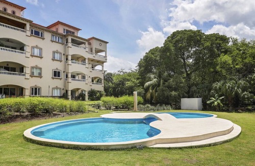 Playa Colorado Apartment | Río Dulce V-16: Oceanview Penthouse