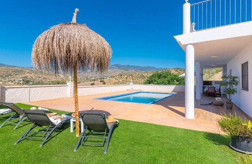 Tolox Villa | Río Grande de Tolox 2 by Ruralidays