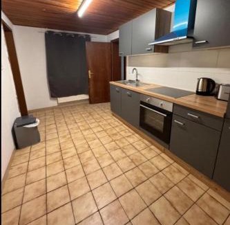 Roesrath Apartment | Rösrath Wohnung mit Küche