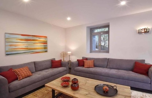 Filopappou Villa | R 963 Villa Cletus Philopappou with 65-inch flat-screen TV, Jetted bathtub & Fireplace.