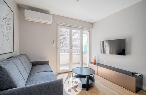 Quartier Exposition-Bajatiere Apartment | R'Apparts La Suite D'Albert T2