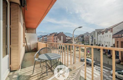 Saint-Martin-d'Heres Apartment | R'apparts T4 Le Saint Martin