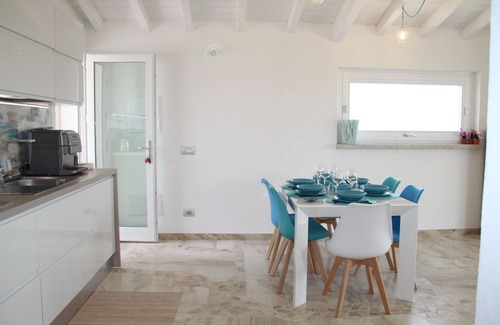 Budoni Apartment | R House is located on the hill of Budoni - sea view and nearby beach