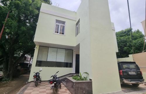 Varanasi House | R J Residency