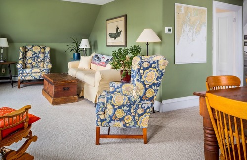 Tenants Harbor Apartment | R&R in MAINE Harbor Lookout on Tenants Harbor OPEN All Year