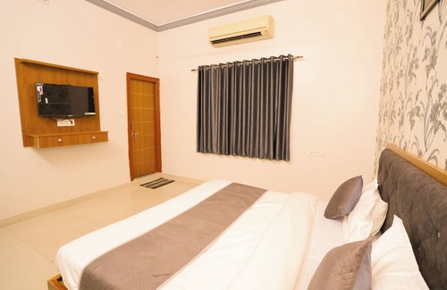 Udaipur District Resort | Raaya Resort Udaipur