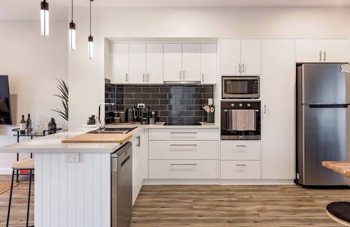 Yallingup House | Rabbits Break Beachside Bliss Steps from Yallingup