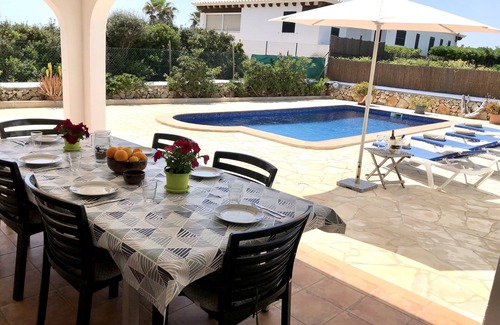 Cap d'en Font Ski Chalet | RACÓ BLAU, individual villa with pool, 3 minutes walk to various coves
