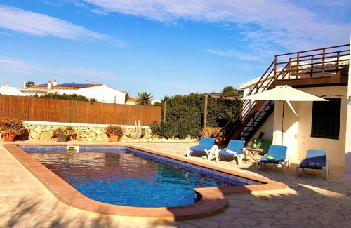 Cap d'en Font Ski Chalet | RACÓ BLAU, individual villa with pool, 3 minutes walk to various coves