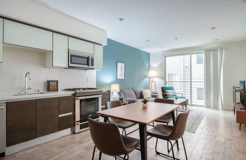 Westwood Apartment | Rad Westwood 1BR w/W/D, rooftop, walk to Century City by Blueground